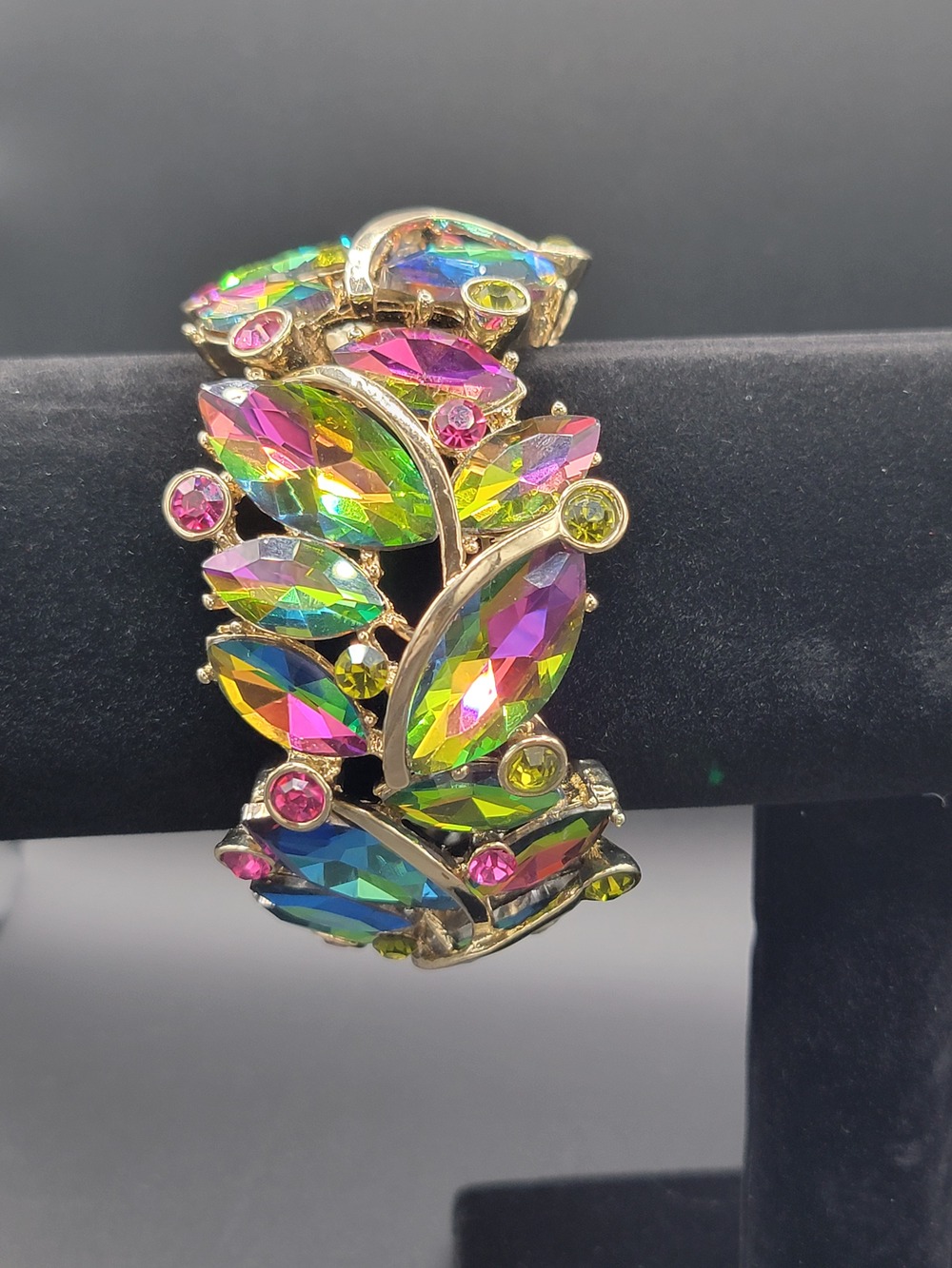 Multicolor Aurora Borealis Rhinestone Stretch Bracelet Gold Tone - Picture 9 of 10